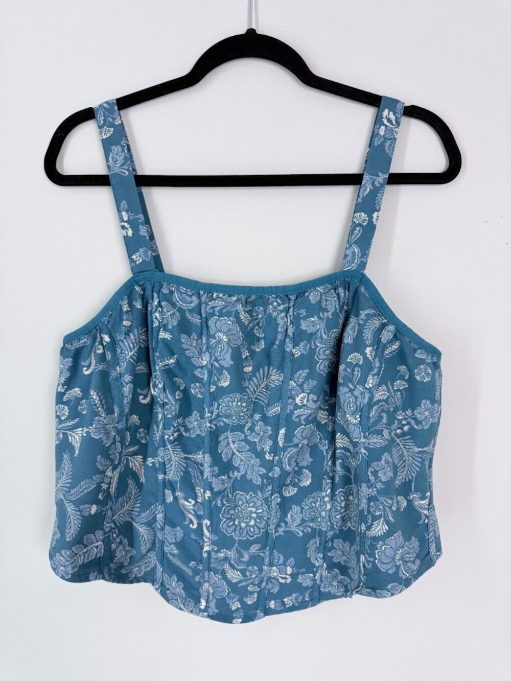 Torrid Women's Blue Floral Corset Style Smocked Back Tank Top Adjustable Straps